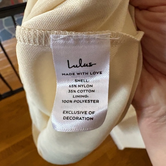 NWT!!! Lulus Wedding Dress- L 😍 - Picture 16 of 16